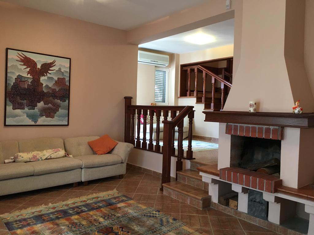 Villa Julia Petrovac Екстериор снимка